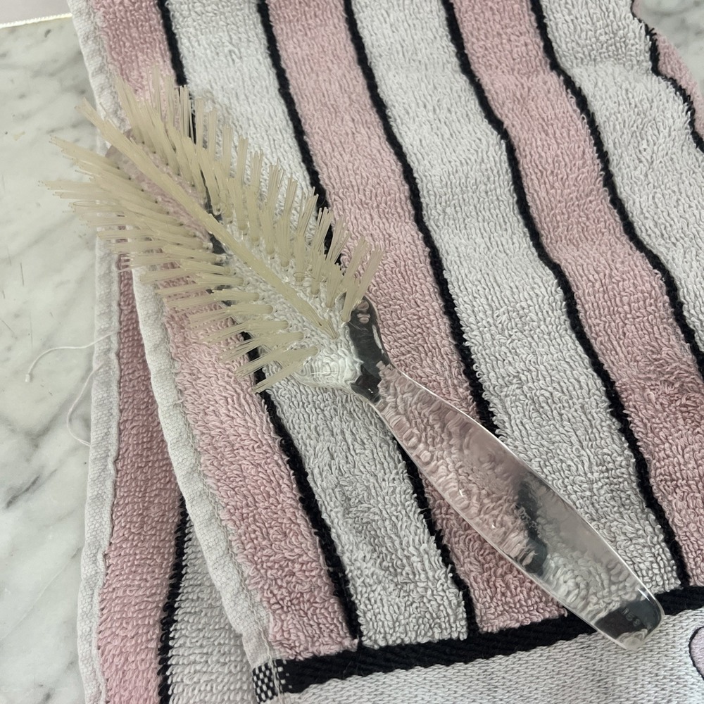 VTG Pro-phy-lac-tic Jewelite 158 Clear Lucite Hair Brush Prolon Bristles‎ 8" USA